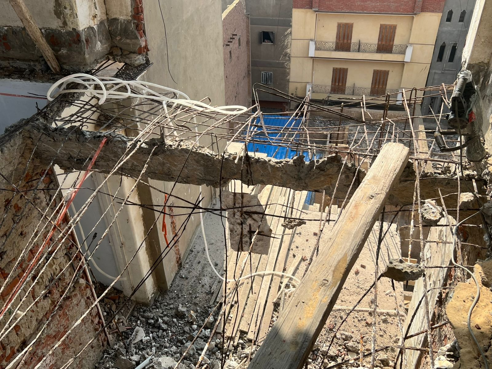 Complete construction — construction by Design Hub