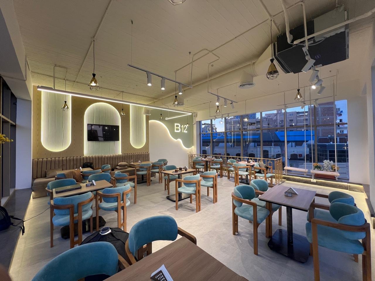Commercial finishing — construction by Design Hub